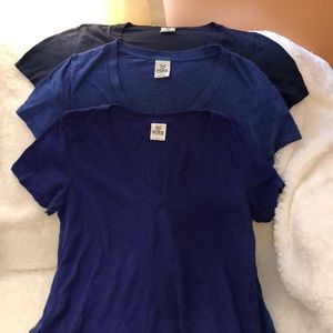 V neck tee